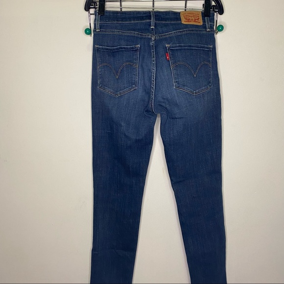 Levi Mid Rise Skinny Jeans - Picture 5 of 5